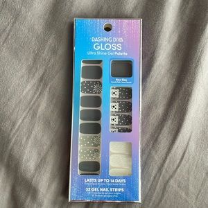 NWT Dashing Diva Gloss Gel Manicure Strips